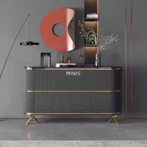 Sala de estar moderna bonita lisas negras con top de mármol