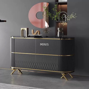 Sala de estar moderna bonita lisas negras con top de mármol